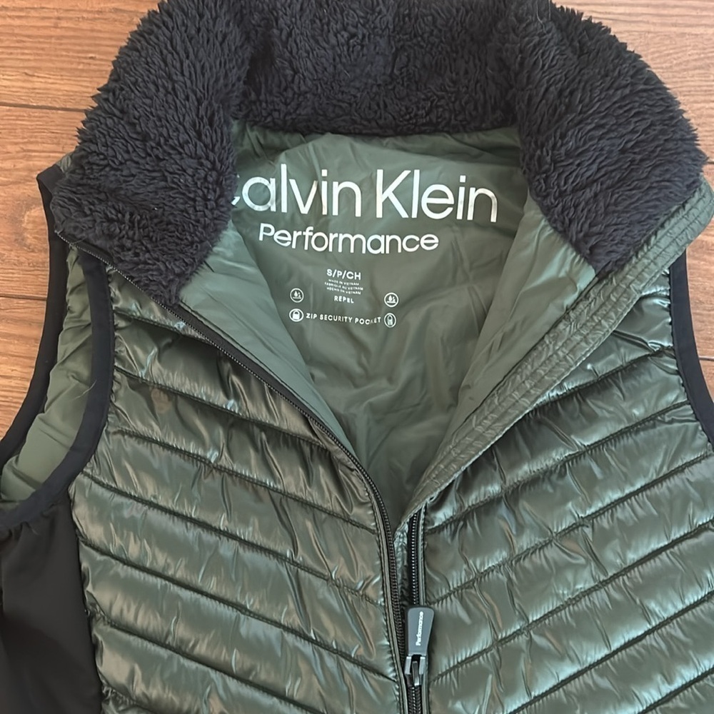 Calvin Klein performance vest